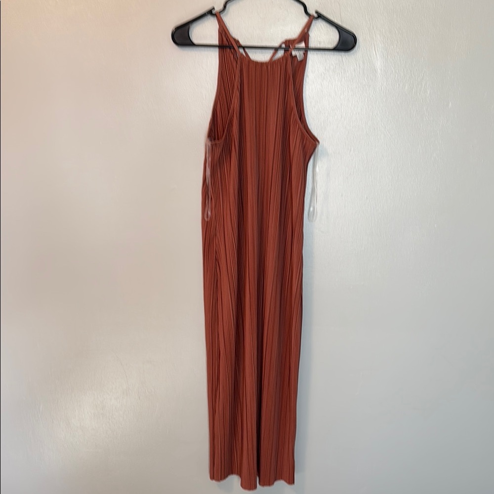 Chic Rust Sleeveless Maxi Dress